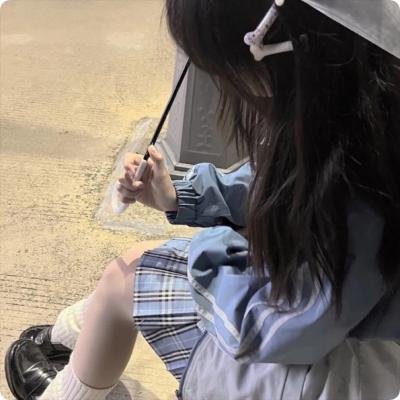 魔宫春潮海报